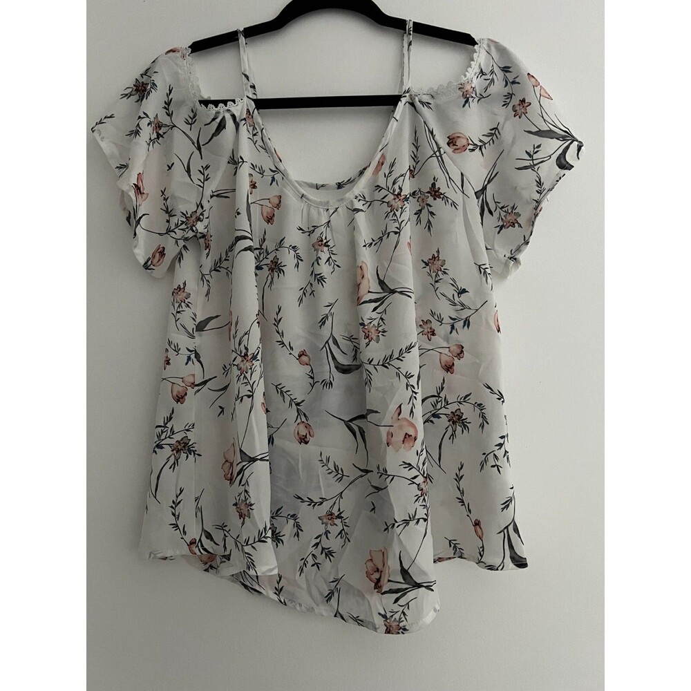 Womens Sienna Sky Cold Shoulder Floral Short Sleeve Top Size Small